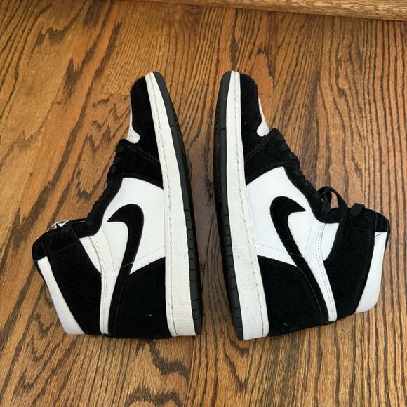 Nike Air Jordan 1 Dunk High Panda - Picture 6 of 10